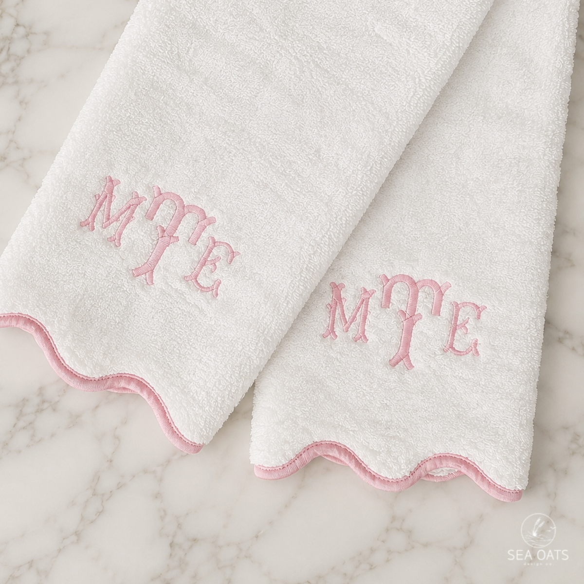 Monogrammed Scallop Hand Towel