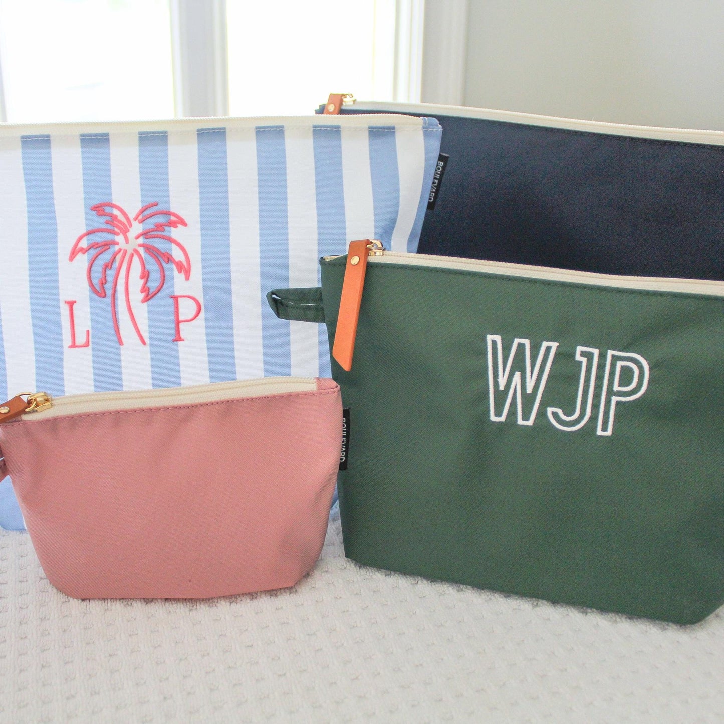 Personalized Nylon Zipper Pouch | Embroidered Zipper Pouch | Personalized Gifts | Travel Pouch | Monogrammed Cosmetic Bag | Snack Pouch